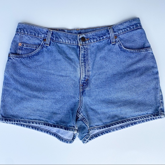 Vintage Levi’s Orange Tab High Rise Denim Shorts - Picture 3 of 6